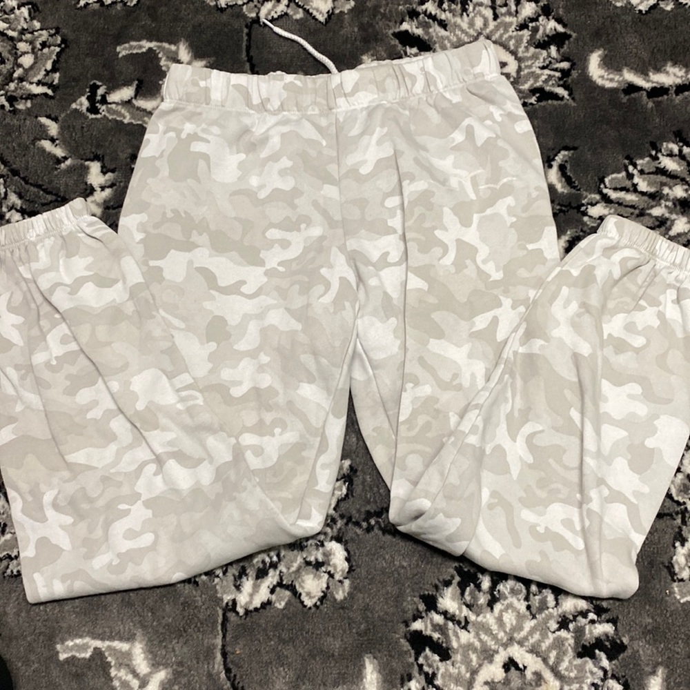 white camo sweats